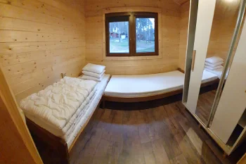 KORMORAN - Świerk sypialnia 1 na piętrе